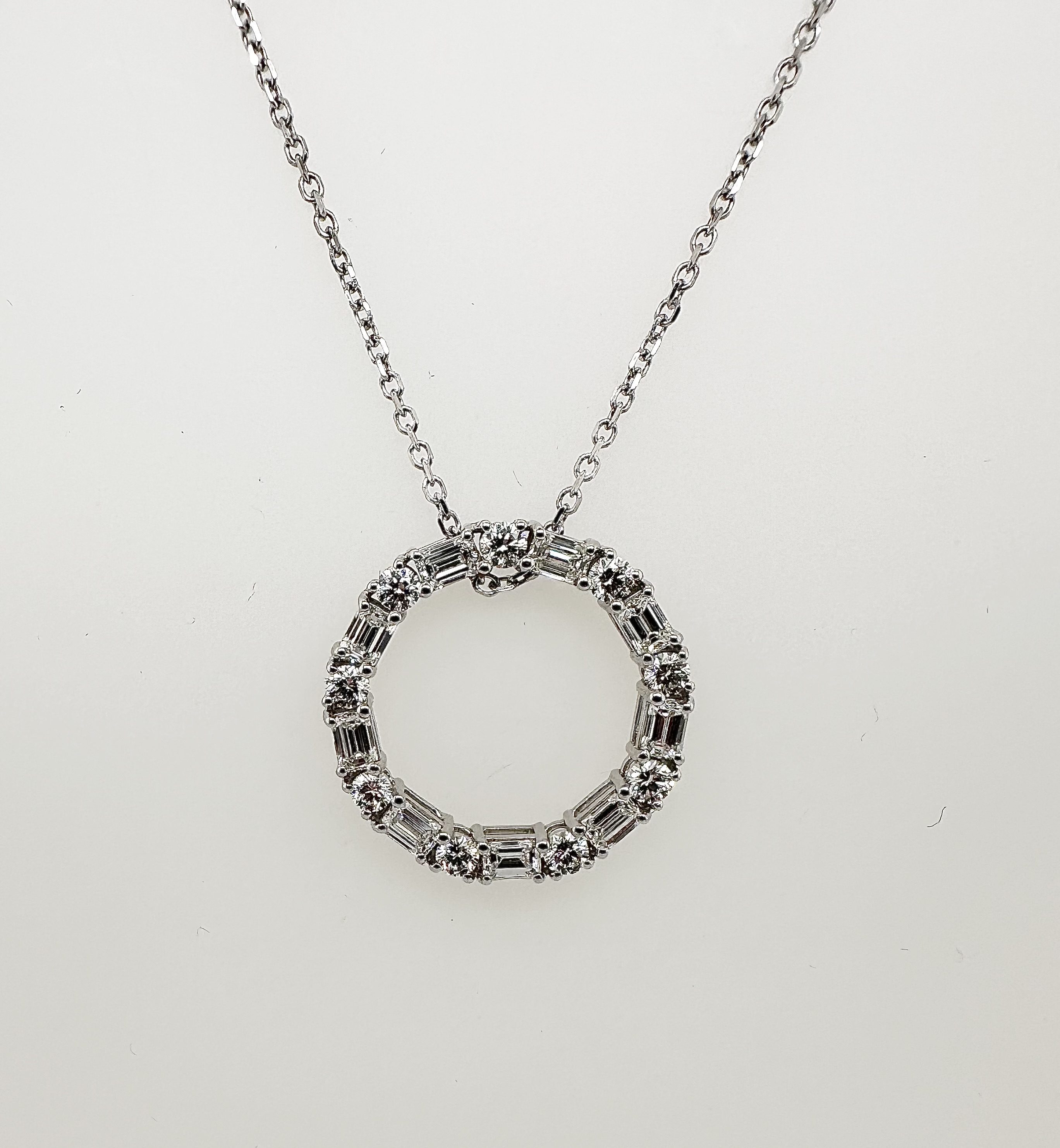 18K White Gold Diamond Necklace