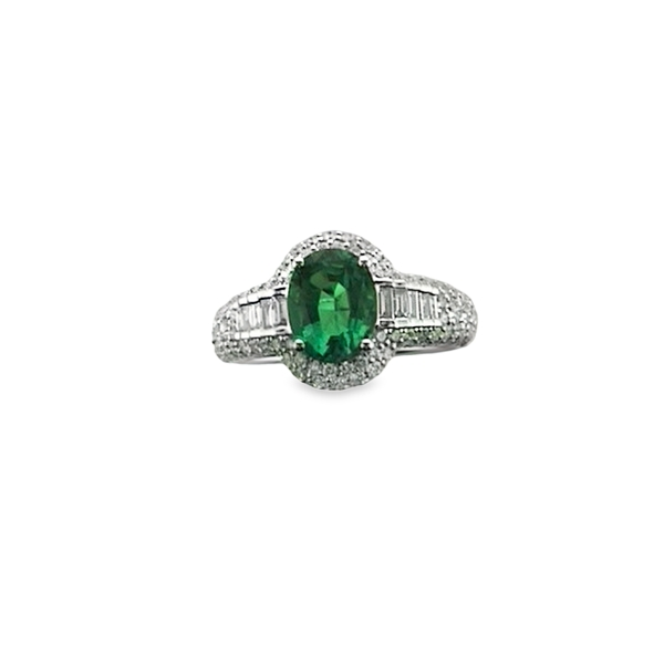 18K White Gold Emerald and Diamond Ring - 4