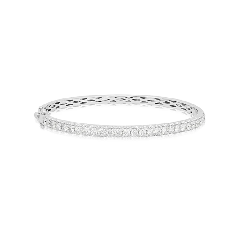 18K White Gold Diamond Bangle - 932