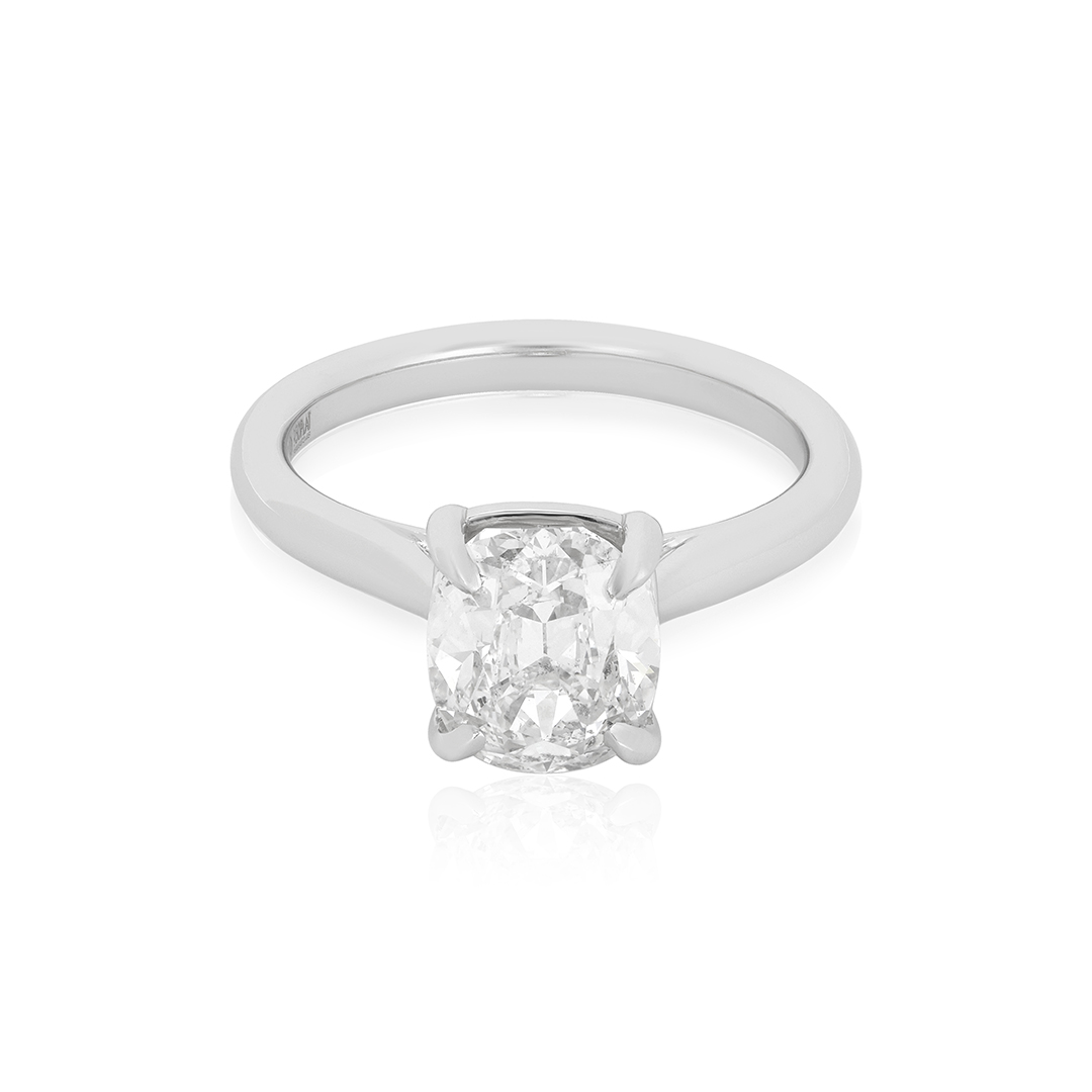 Platinum Solitaire Diamond Ring - 1019