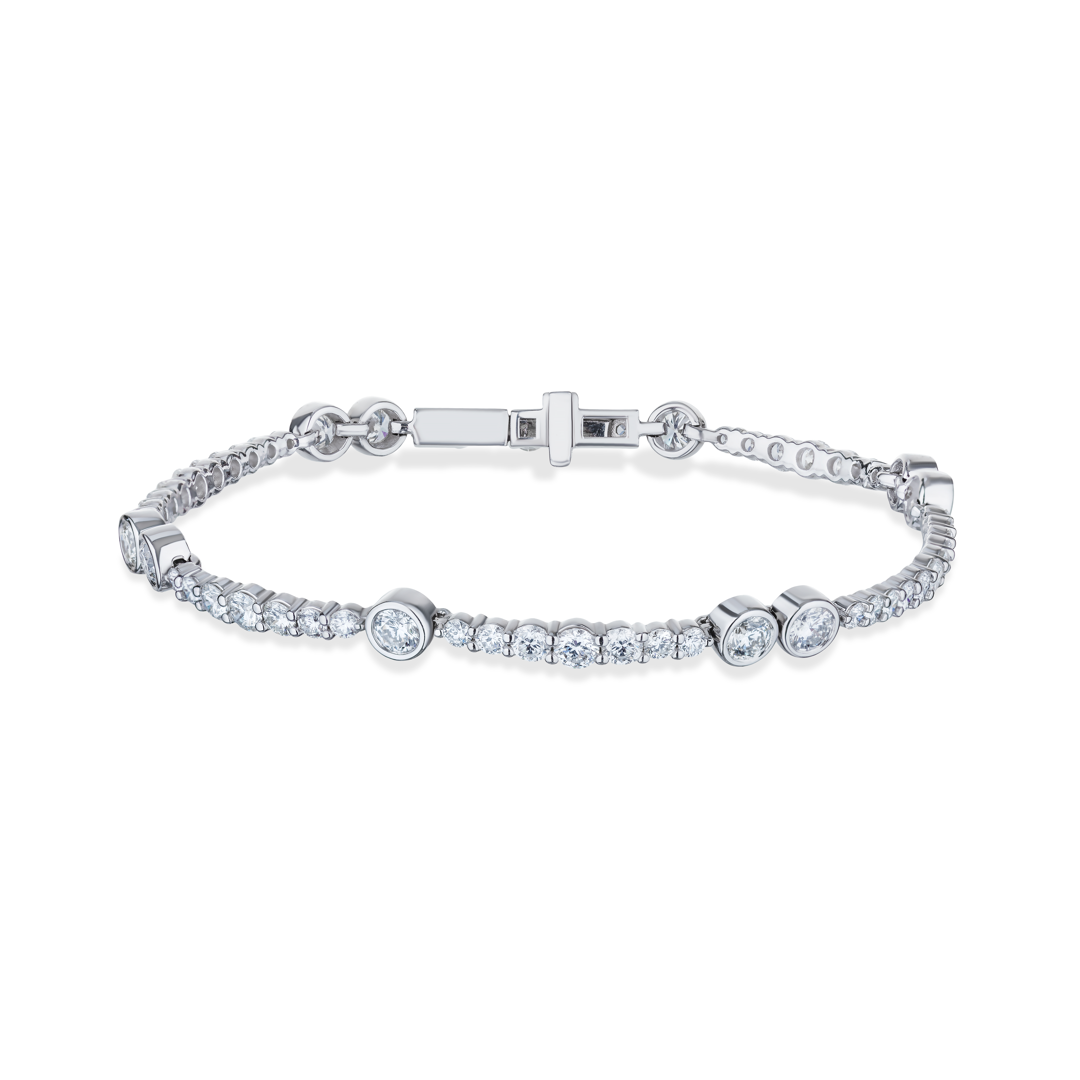 18K White Gold Diamond Tennis Bracelet