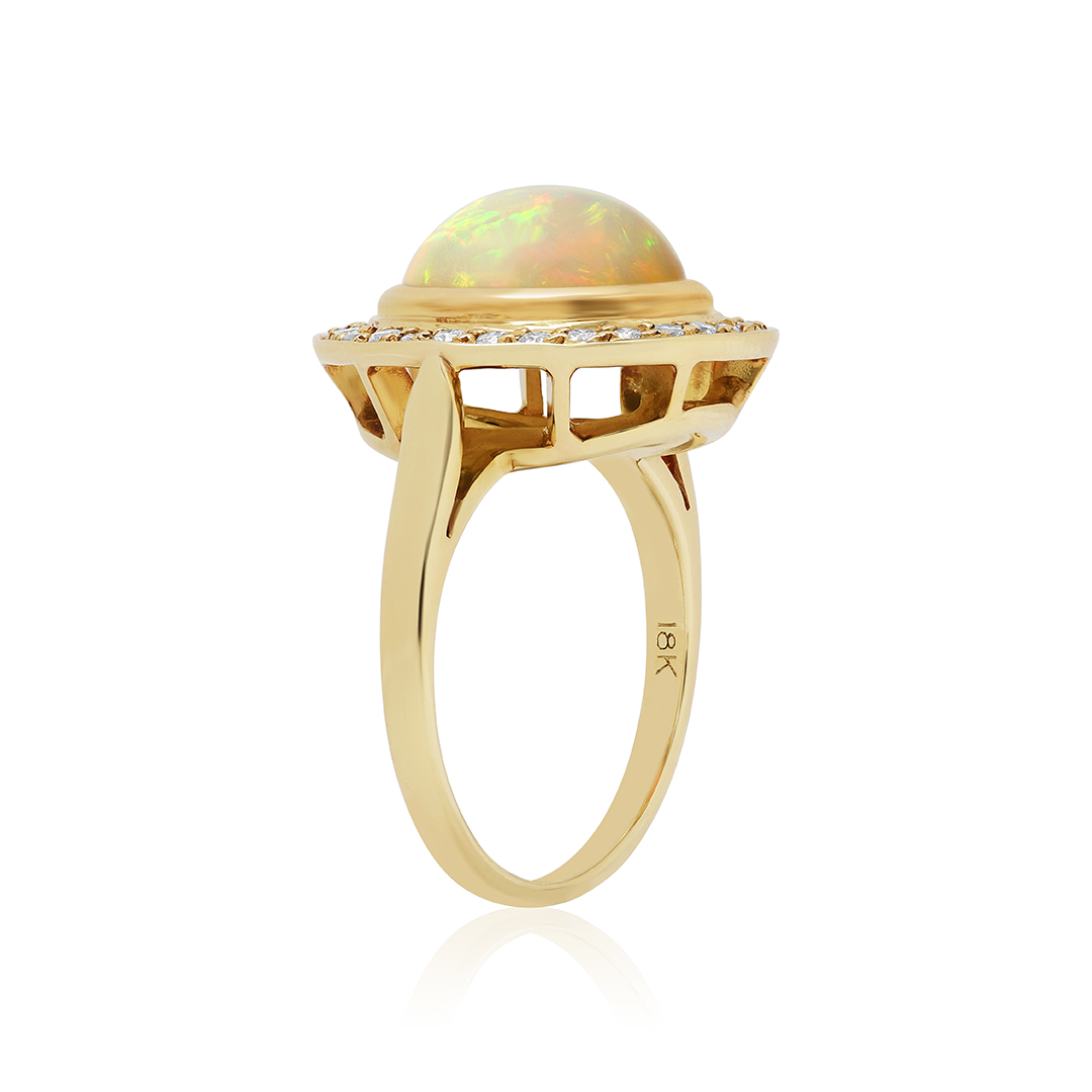 18K Yellow Gold Opal and Diamond Ring