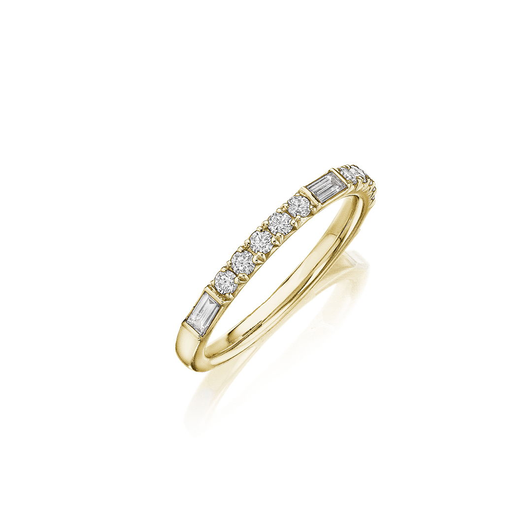 Henri Daussi 14K Yellow Gold Diamond Band