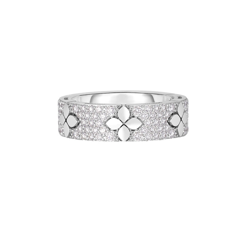 Roberto Coin 18K White Gold Love in Verona Diamond Flower Station Band