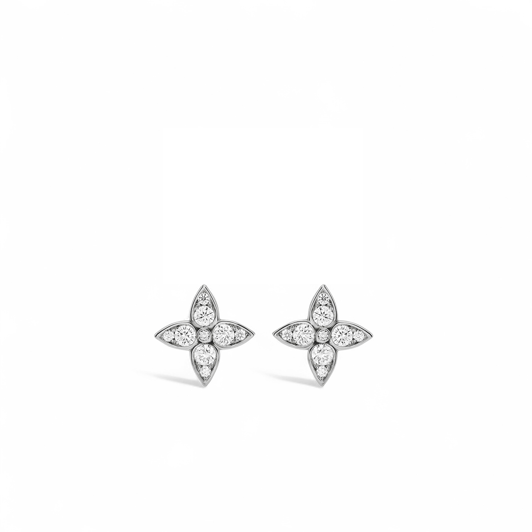 Mariani 18K White Gold Lucilla Star Diamond Stud Earrings
