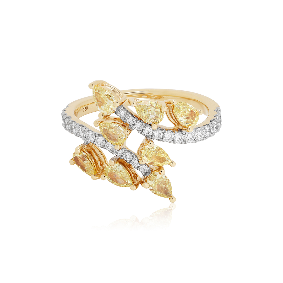 18K yellow and white gold diamond ring