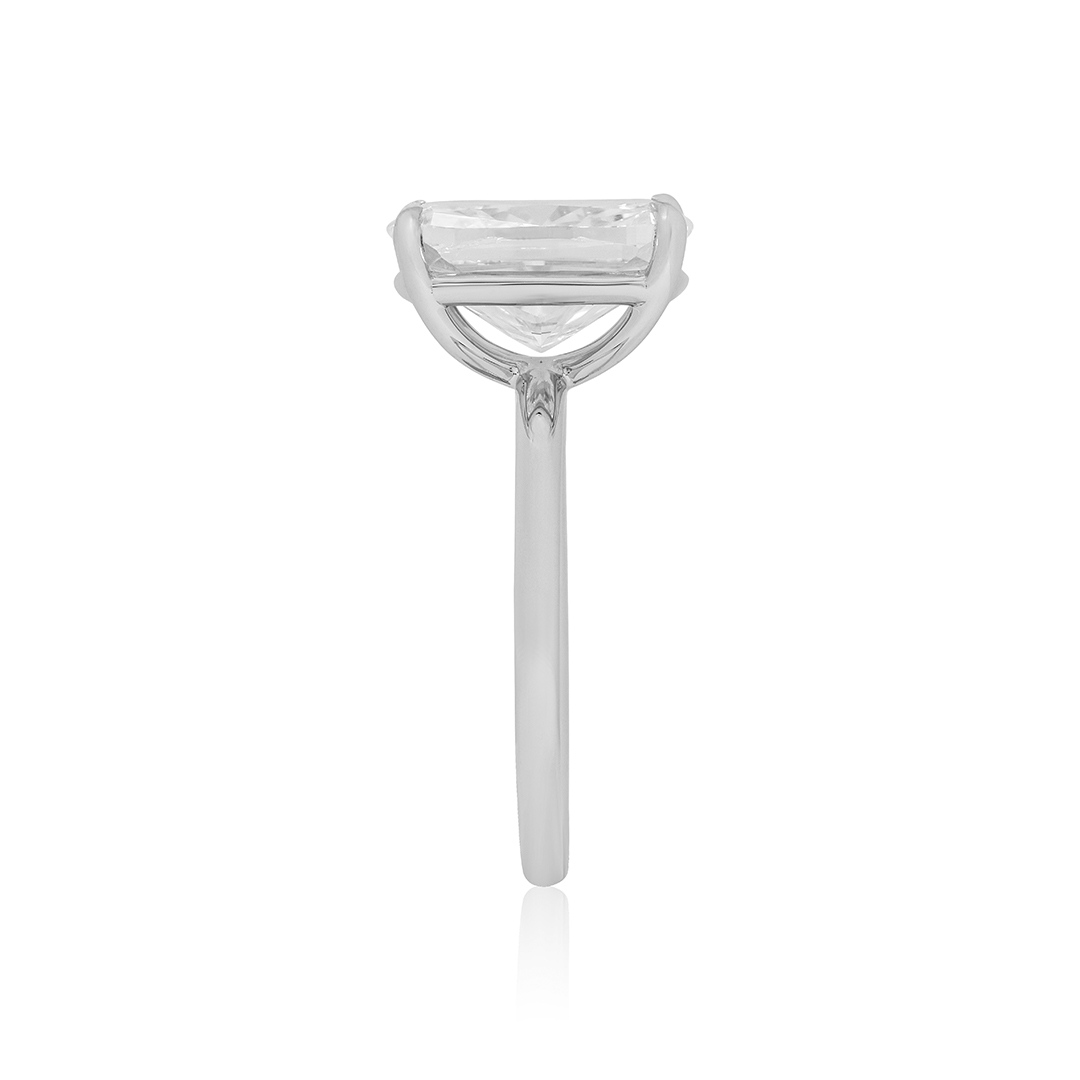 14K White Gold Diamond Ring