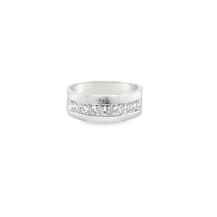 18K White Gold Diamond Band - 8309GW