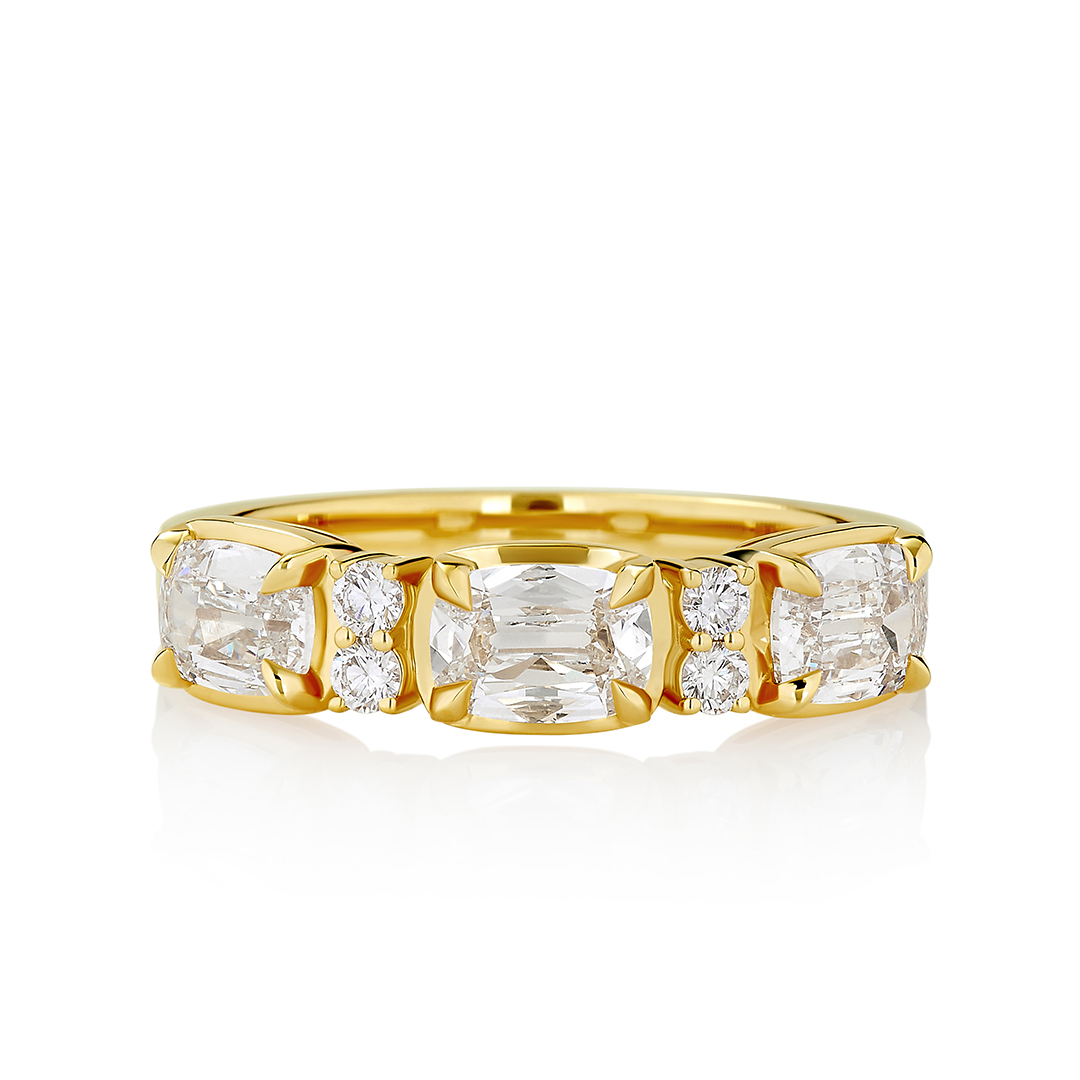 Henri Daussi 18K Yellow Gold Diamond Band - YACB13H18