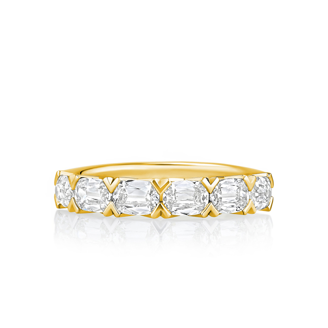 Henri Daussi 18K Yellow Gold Diamond Band