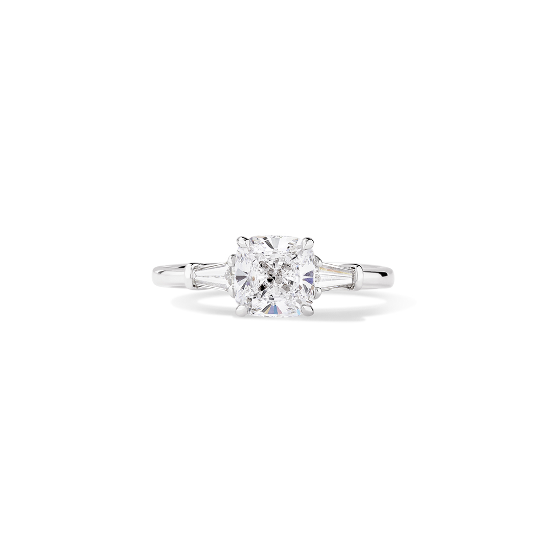 Henri Daussi 18K White Gold Diamond Three Stone Ring - GCT17