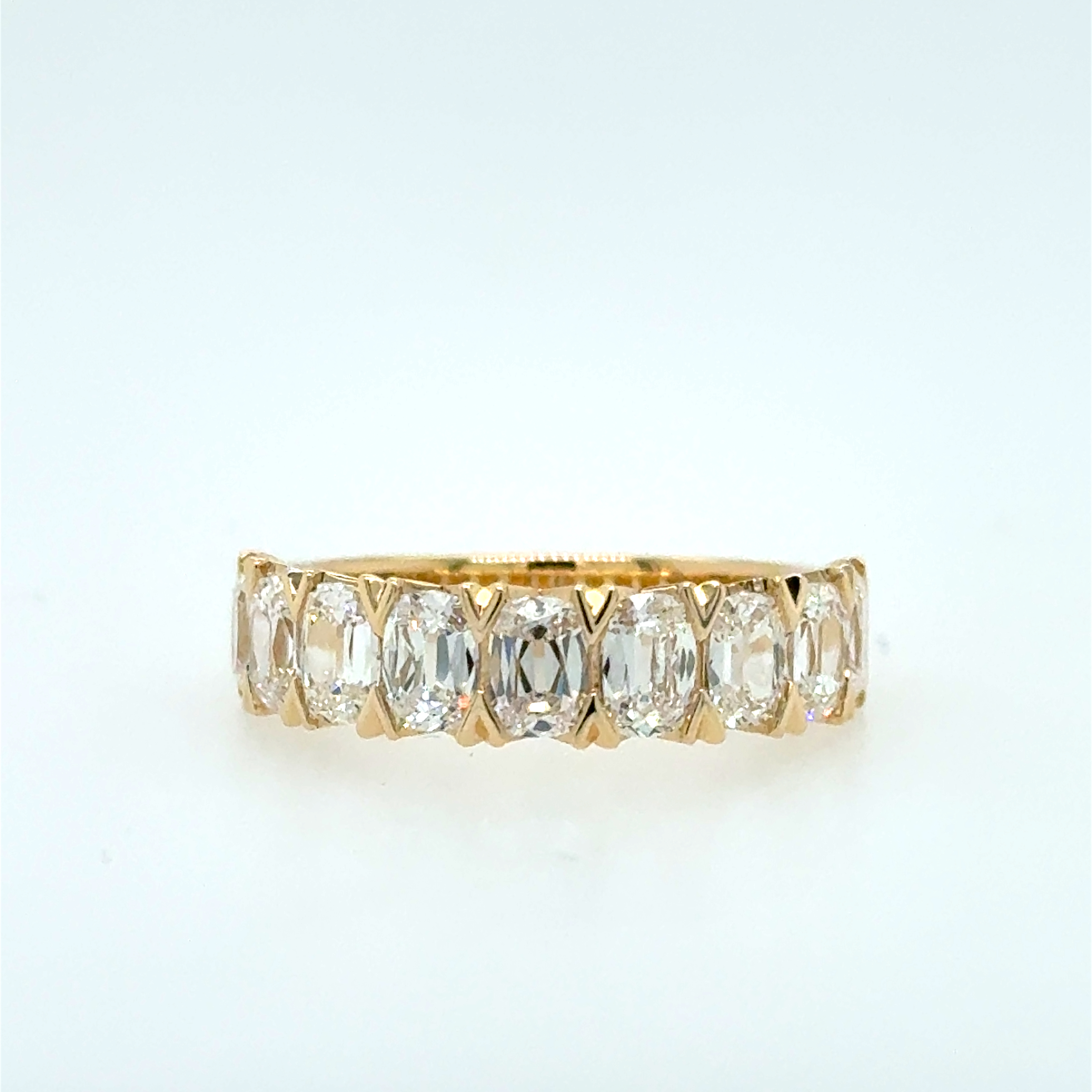 Henri Daussi 18K Yellow Gold Diamond Band - YACB1H54